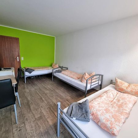 Monteurzimmer - Karlsbad Esterno foto