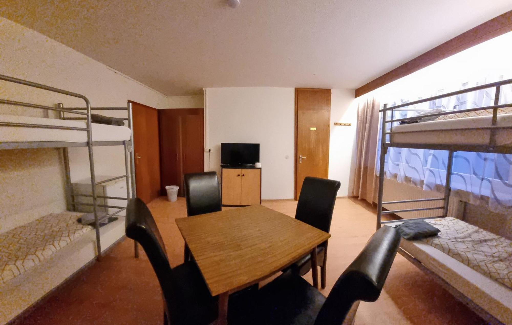 Monteurzimmer - Karlsbad Esterno foto